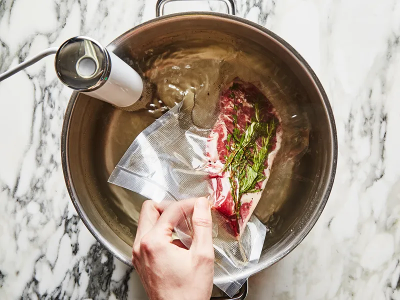 Så förbereder du din flankstek för sous vide